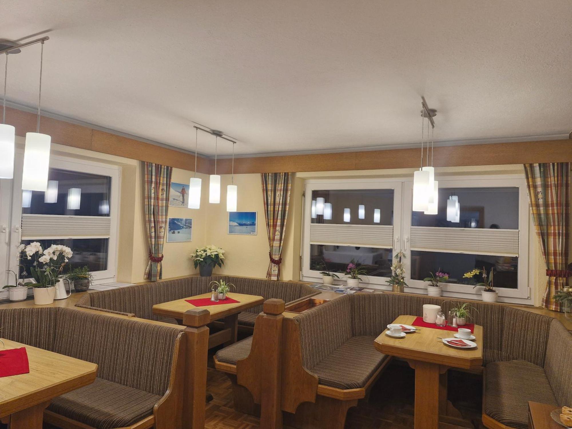 Gaestehaus Kuen Längenfeld Buitenkant foto