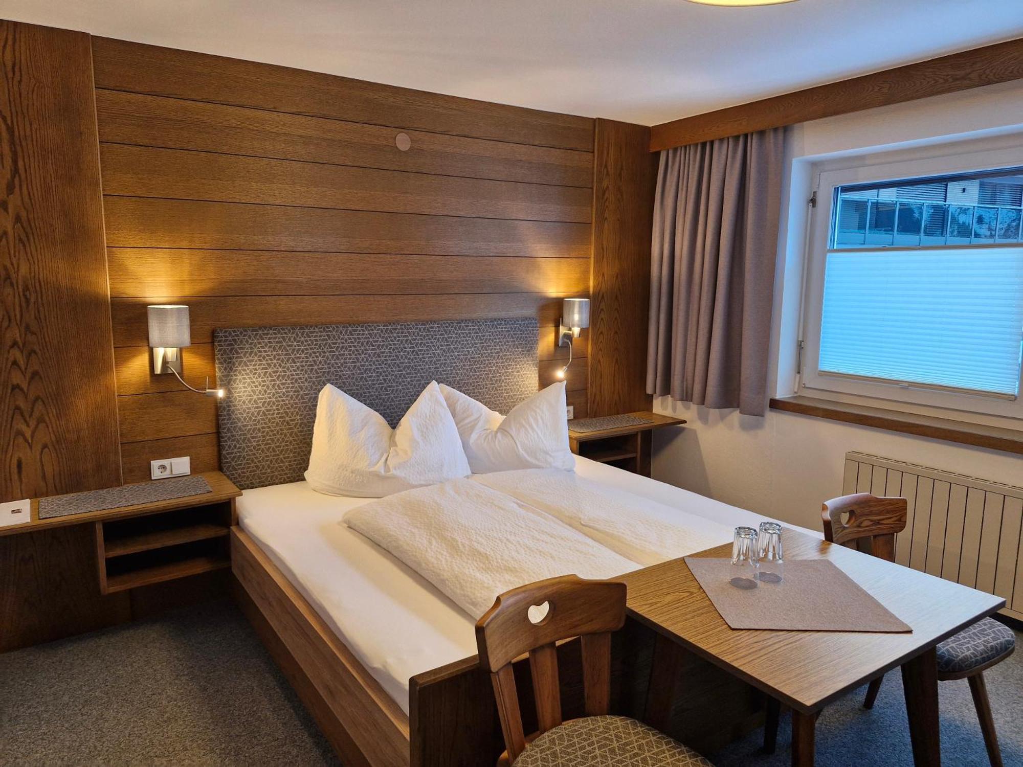 Gaestehaus Kuen Längenfeld Buitenkant foto